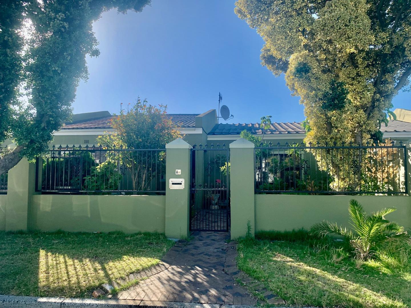 4 Bedroom House for Sale - Western Cape
