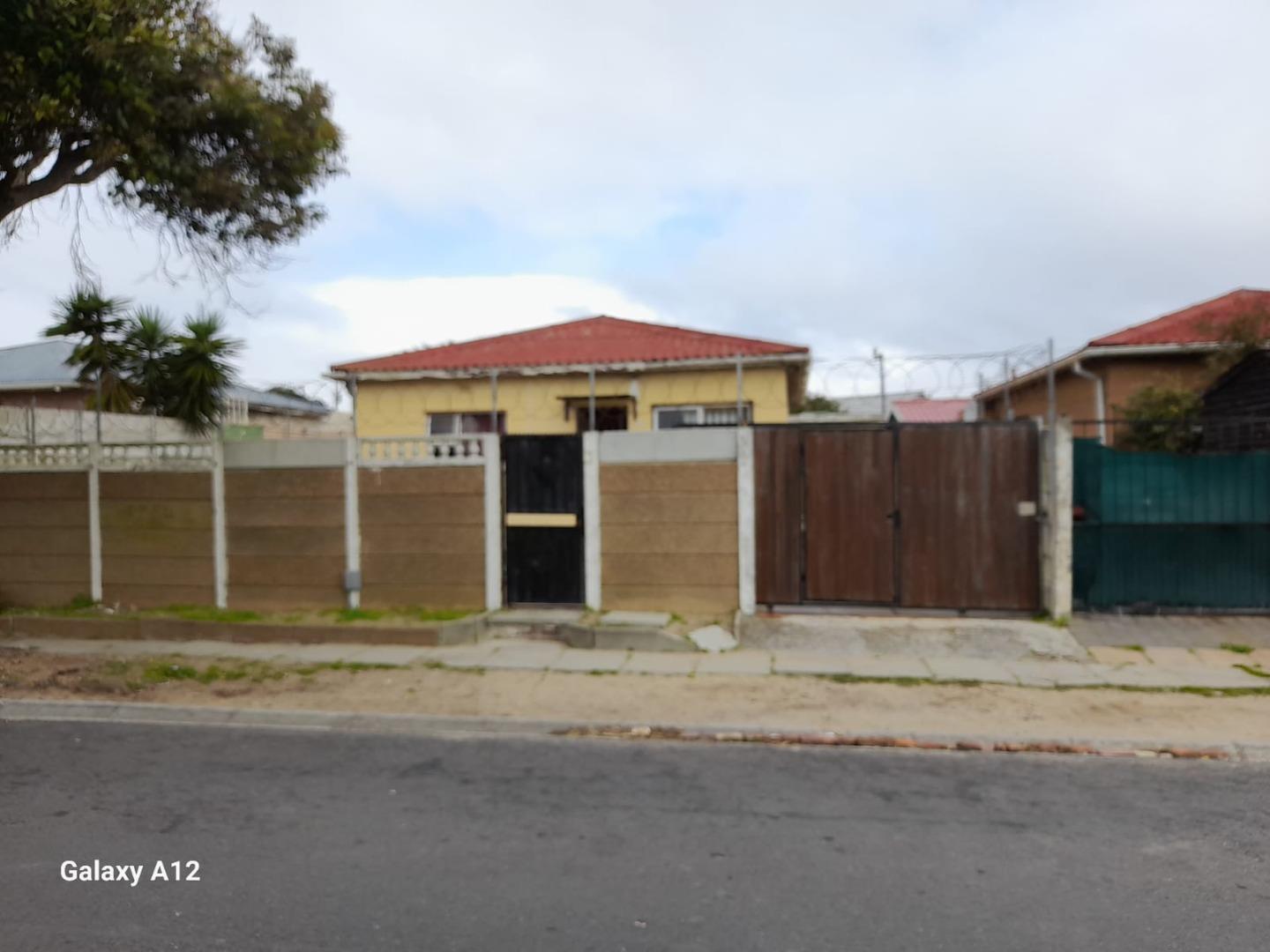 2 Bedroom House for Sale - Western Cape