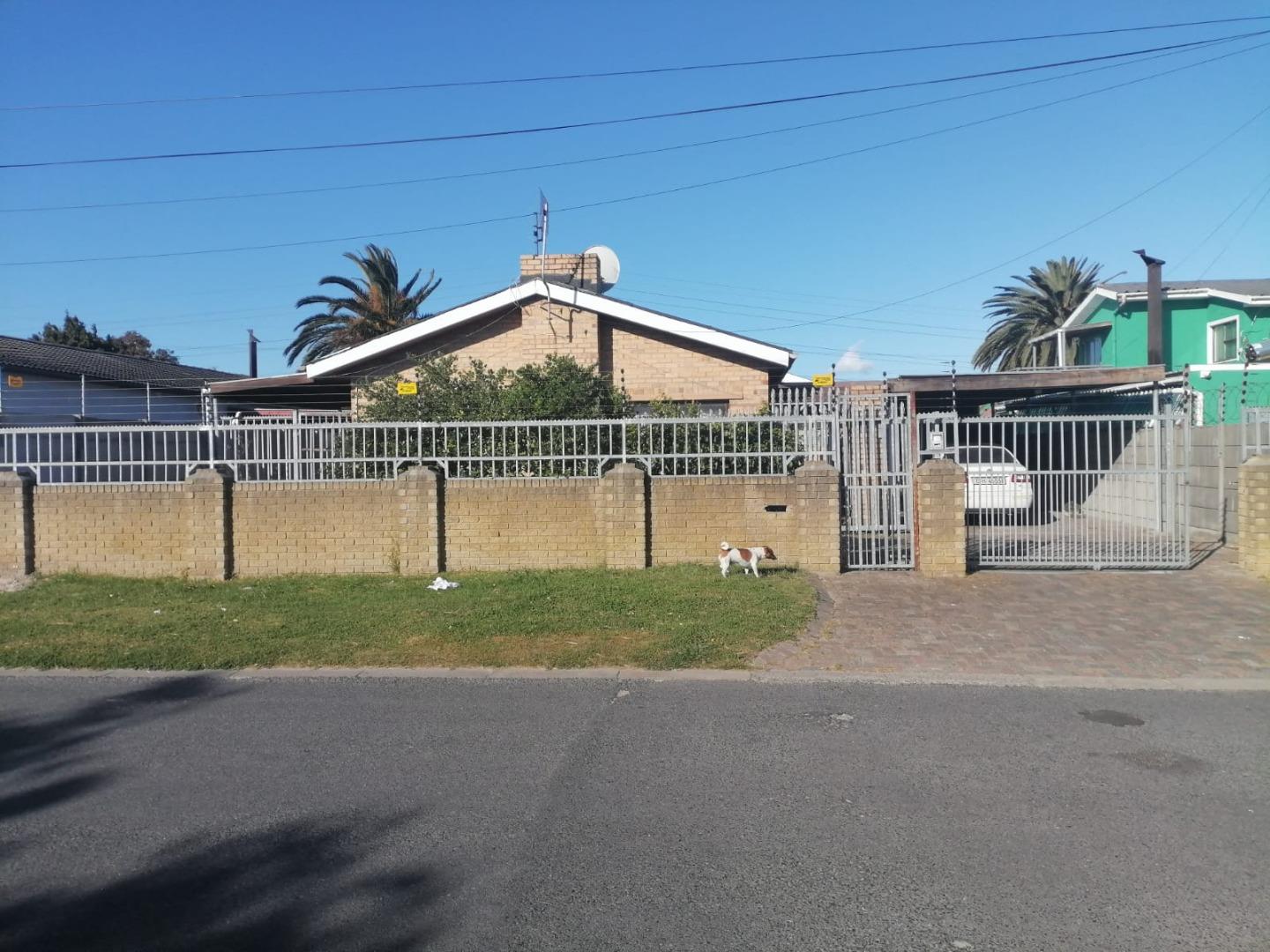 4 Bedroom House for Sale - Western Cape
