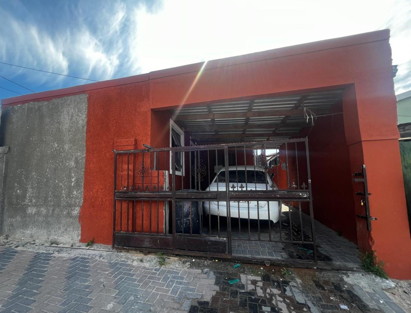 2 Bedroom House for Sale - Western Cape