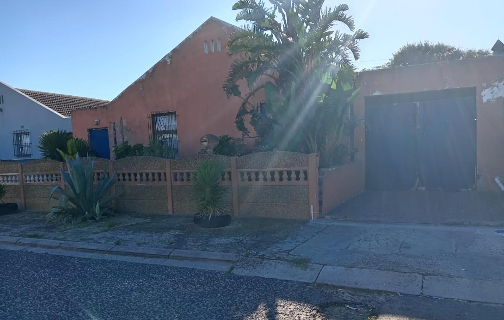 4 Bedroom House for Sale - Western Cape
