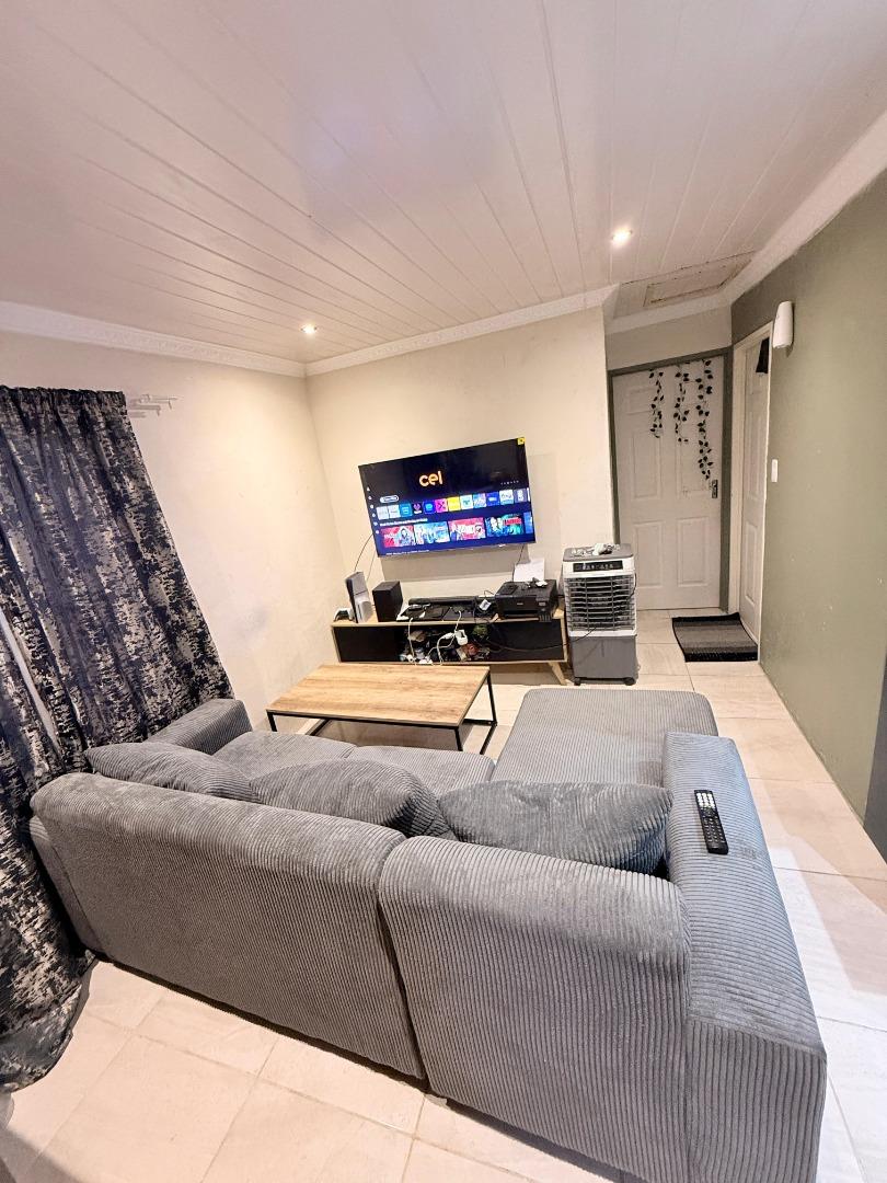 2 Bedroom House for Sale - Western Cape