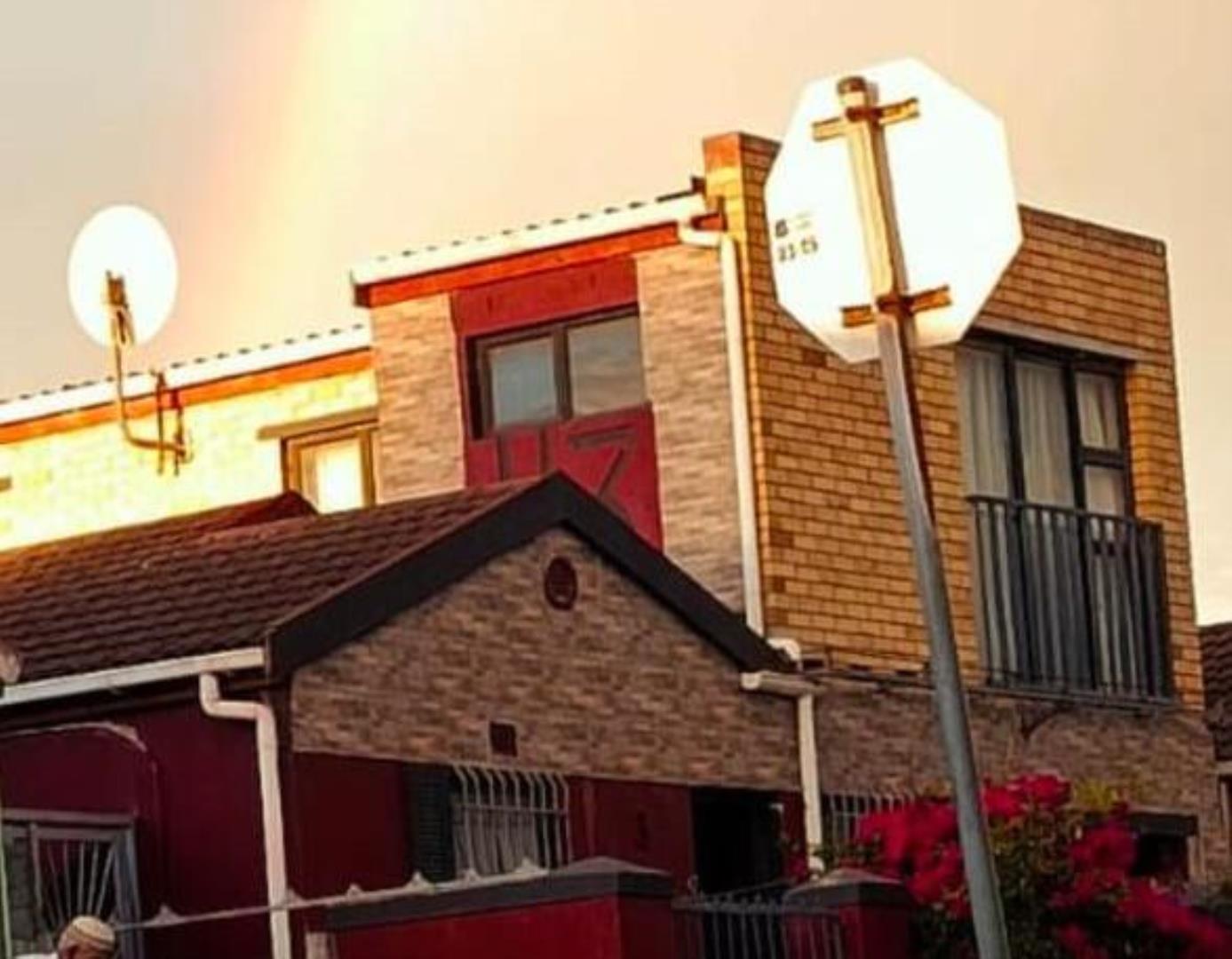 5 Bedroom House for Sale - Western Cape