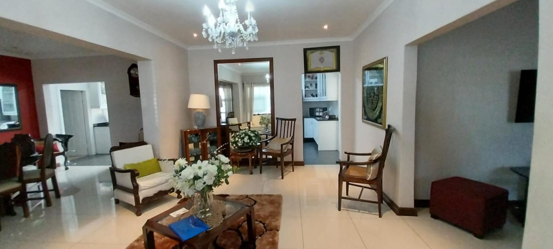 4 Bedroom  House for Sale in Cape Town - Western Cape